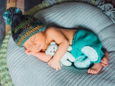 2 Aylık Bebek Gelişimi: Beslenme, Fiziksel Gelişim, Uyku