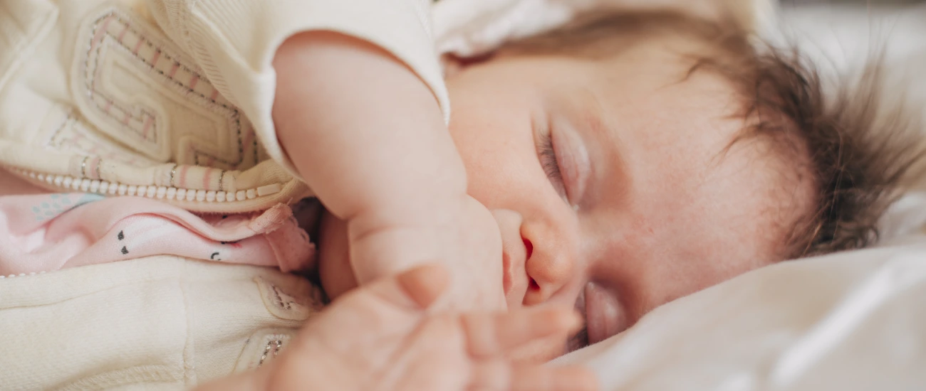 Bebeklerde Uyku Düzeni Nasıl Oluşturulur?